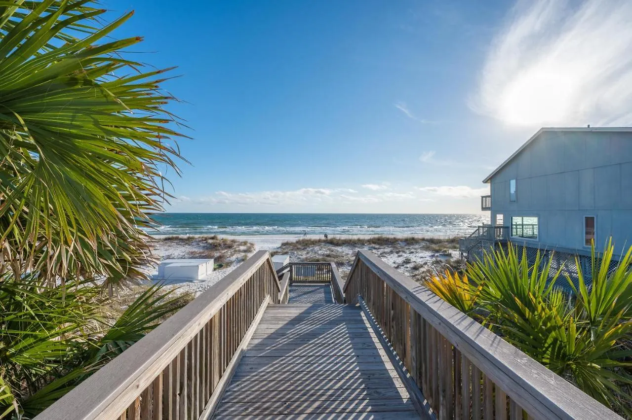 Holiday home Luxurious Beach House, Private Heated Pool, Dedicated Office, Mins Walk To Beach & Shops Destin