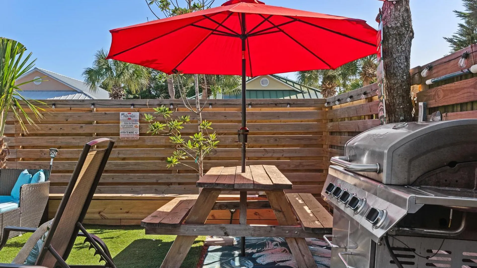 Holiday home Luxurious Beach House, Private Heated Pool, Dedicated Office, Mins Walk To Beach & Shops Destin
