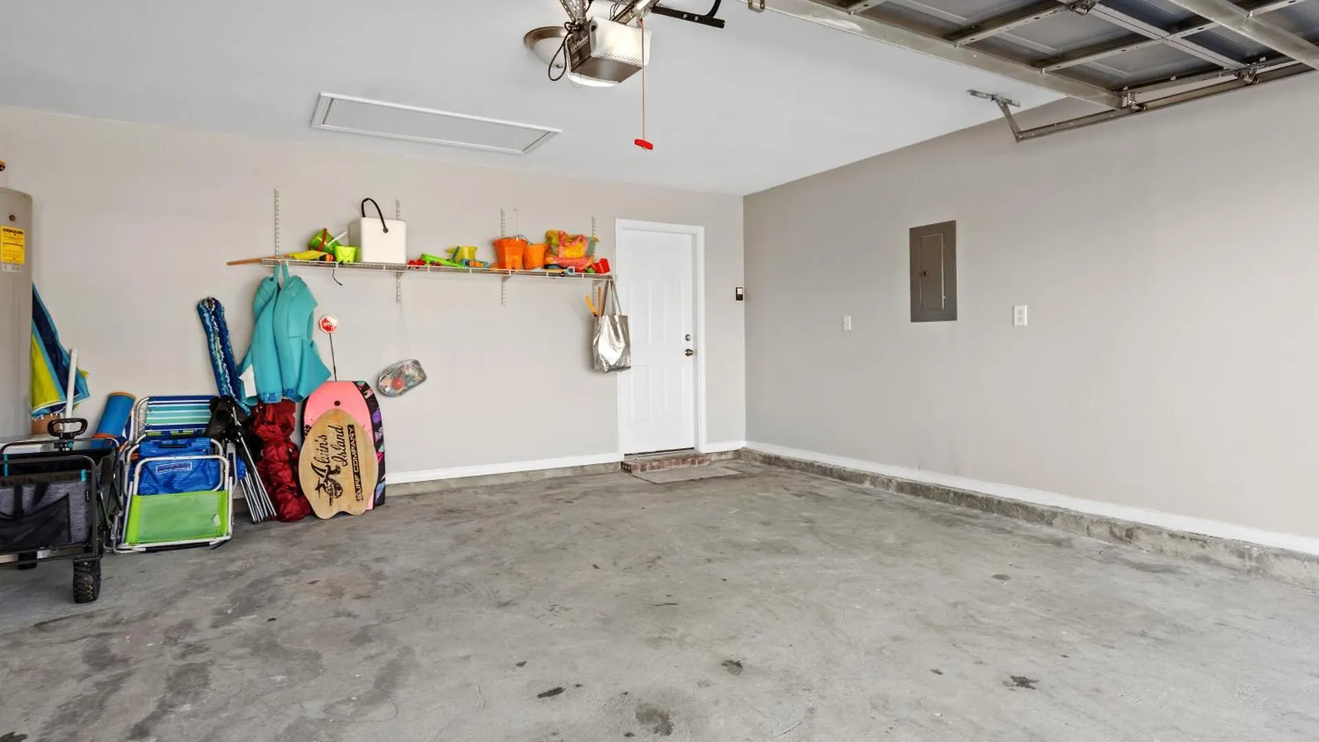 Luxurious Beach House, Private Heated Pool, Dedicated Office, Mins Walk To Beach & Shops Destin United States